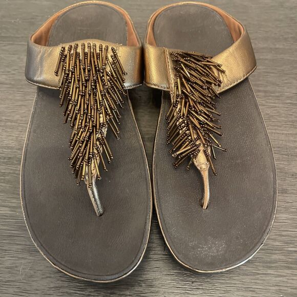 FitFlop Women's Cha Cha Bronze Beaded Toe-Post Sandals Sz US 9 - Picture 1 of 12